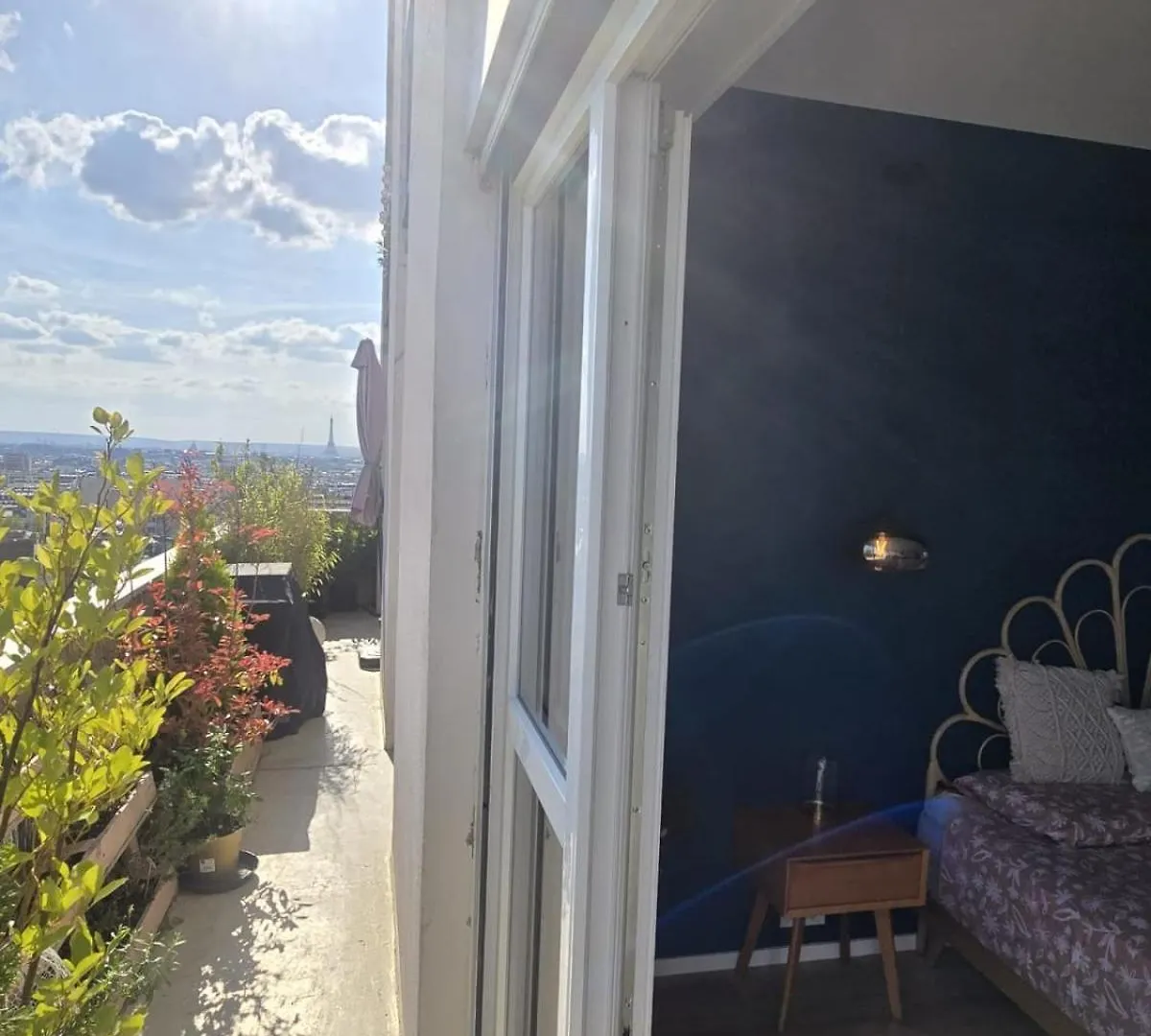Apartment With Terrace And View Of Paris
